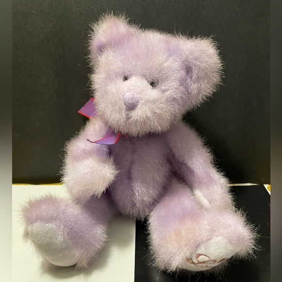 Russ Berrie Aphrodite 9” Teddy Bear Plush Lavender love on paw Purple - Picture 1 of 6
